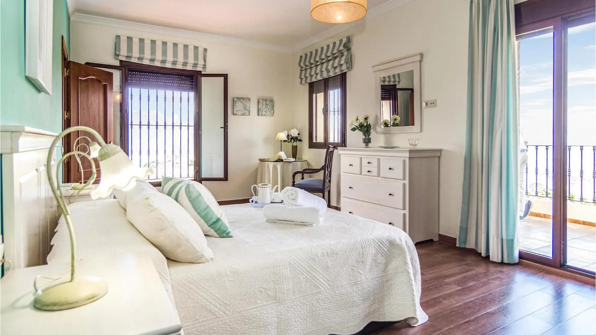 Nice Home In El Gastor With House Sea View Holiday home