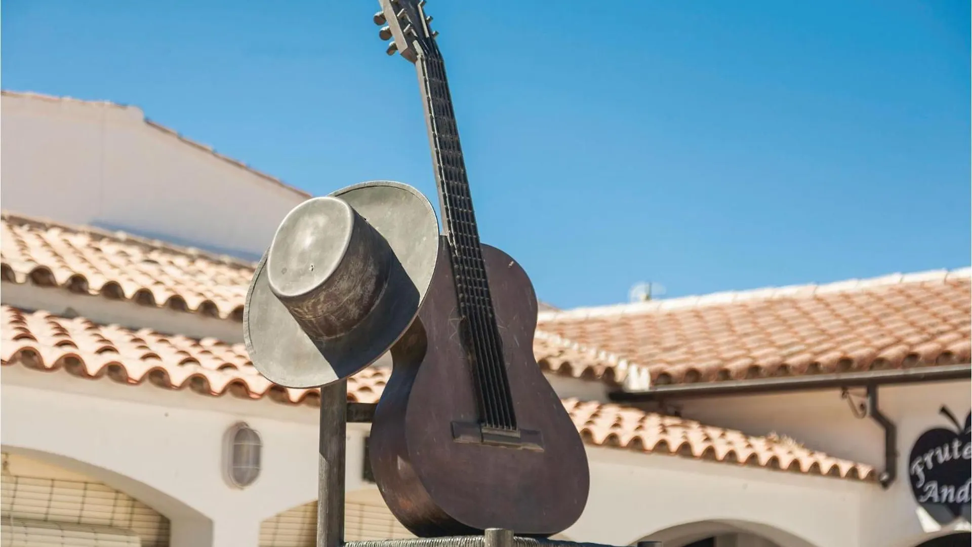 Nice Home In El Gastor With House Sea View